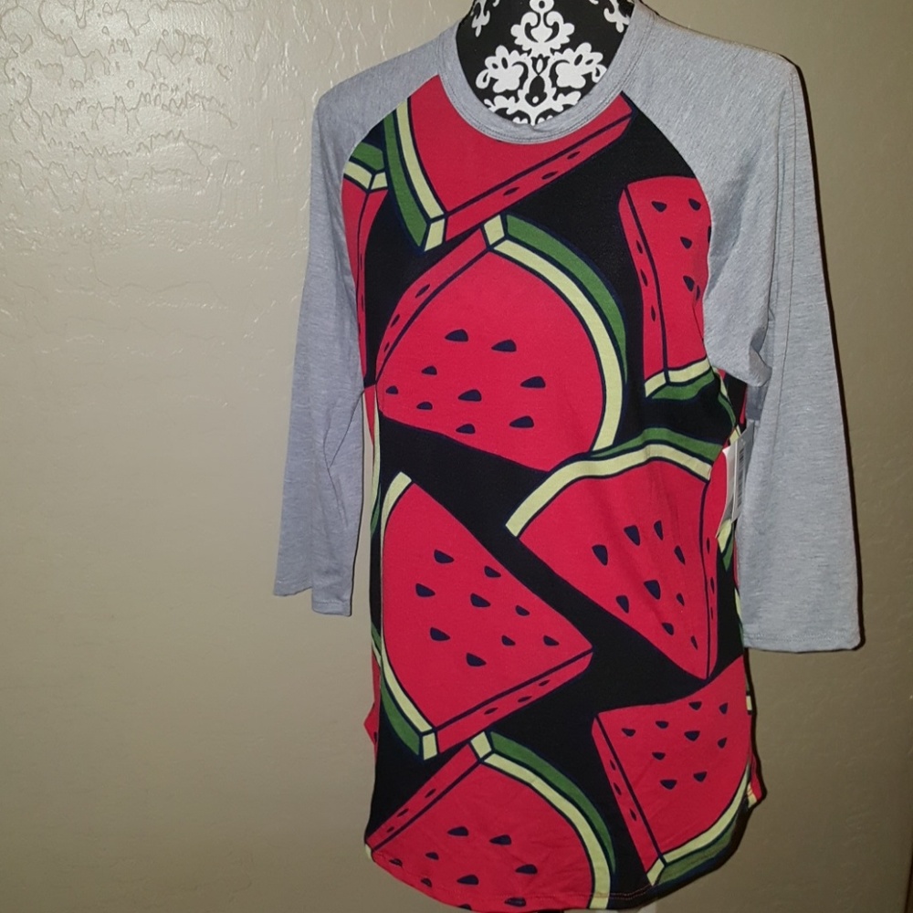 NWT Lularoe Randy top size Large